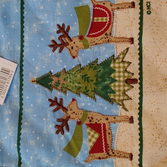 NWT Kitchen towel and potholder set - Picture 2 of 2